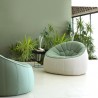 Fauteuil ottoman en terrasse d'ambiance